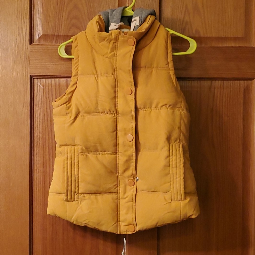 Brand-new, never worn Hooded vest